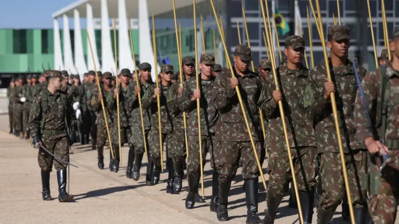 Formação militar: fixadas vagas para negros, indígenas e quilombolas