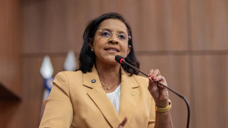 Gisela cobra ataques contra mulheres na política e lembra que ‘direitos não foram concessões’