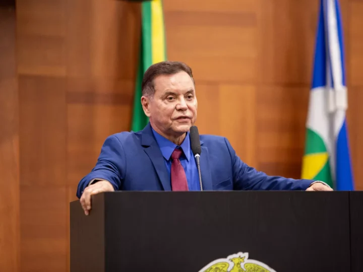 Botelho garante que seguirá no União Brasil e prevê eleição de quatros nomes para Assembleia