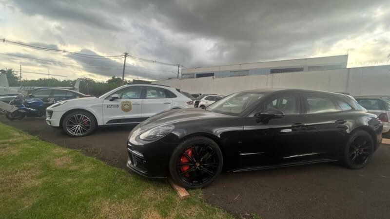 Liderança de facção investigada em operação tem Porsche Panamera de R$ 1 milhão apreendido