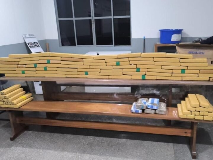 Motorista é preso com mais de 130 tabletes de drogas; serviço valeria R$ 2 mil