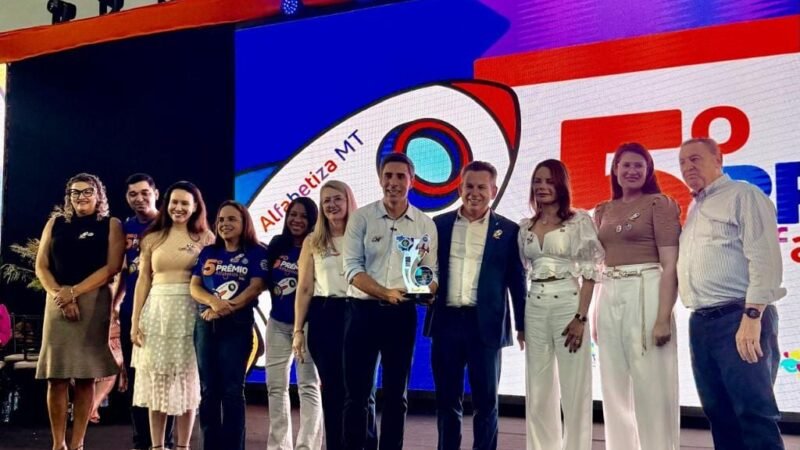 Mato Grosso premia 100 escolas públicas na 5ª edição do Prêmio Alfabetiza MT