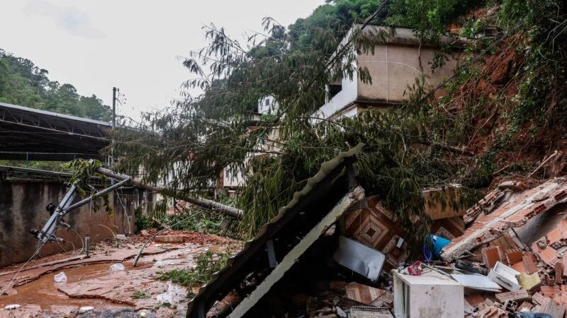 Governo libera R$ 7,3 mil para famílias atingidas por chuvas em MG