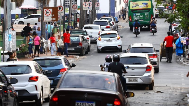 Proprietários de veículos com placa final 4 devem quitar o Licenciamento até 30 de abril