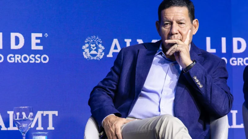Em Cuiabá, Mourão diz que governo Lula “já se esgotou” e defende nova liderança para o país