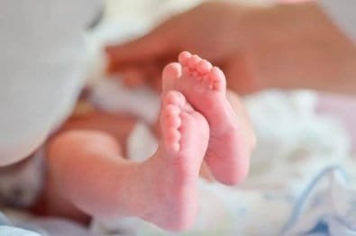 Filho de advogados, bebê de 4 meses morre após ser encontrado desacordado
