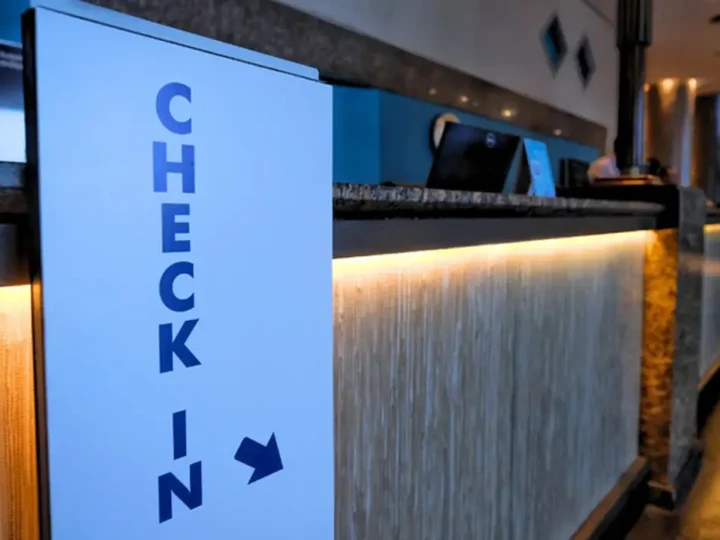 Hospedagens têm até amanhã para adotar check-in digital