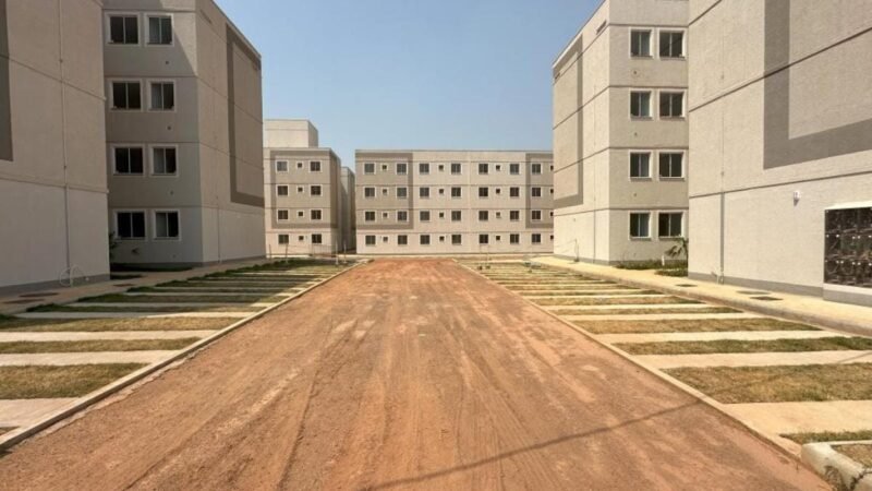 TCE suspende licitação de R$ 637 milhões para construção de casas populares em Cuiabá
