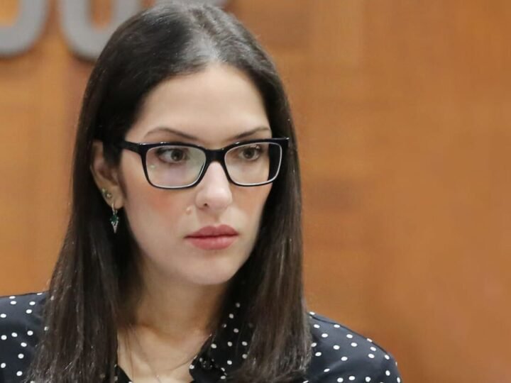 Janaina detona uso de vídeos antigos e diz que adversários agem por “medo” de sua candidatura ao Senado