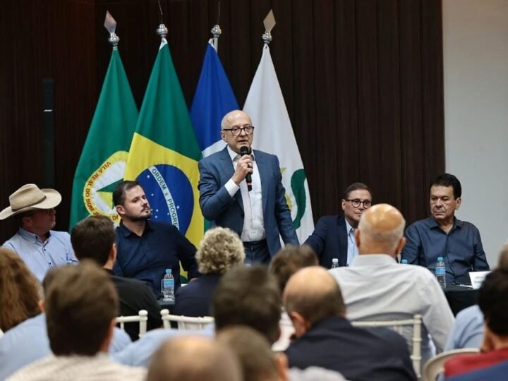 Governador anuncia manutenção do congelamento do Fethab até fim do ano e fim do imposto em 2027