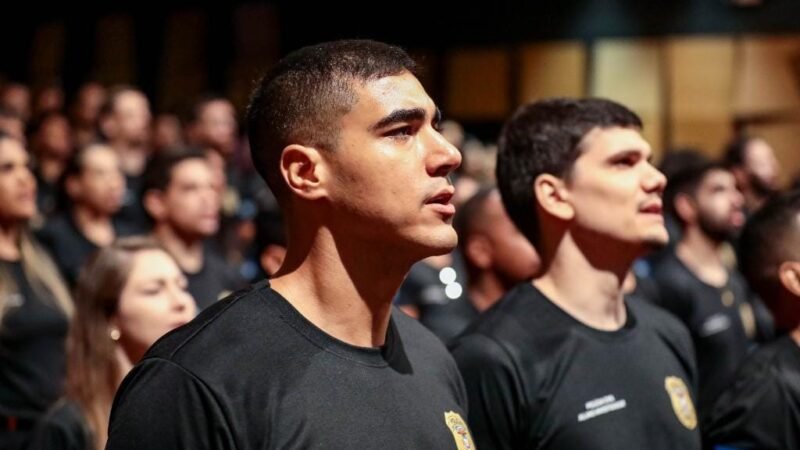 Em último ato, Mauro Mendes nomeia 235 aprovados no concurso da Polícia Civil em MT