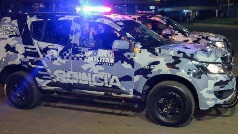 Criminoso reage a abordagem,  aponta arma para policiais da  Força Tática e acaba morto