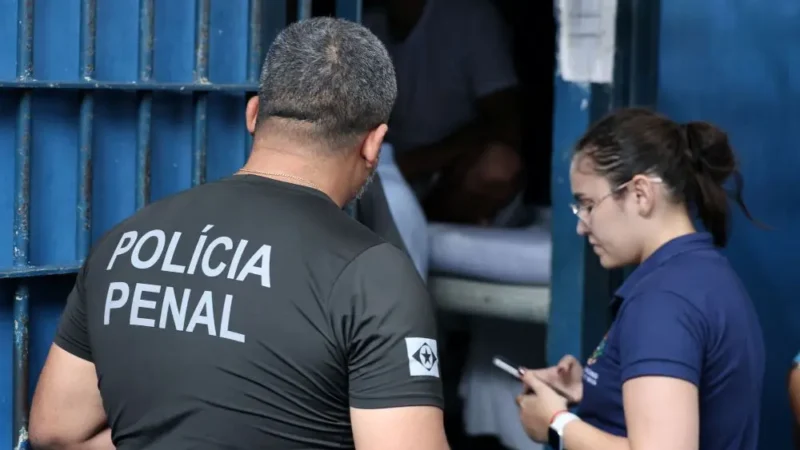 Justiça determina que Estado implemente jornada extra voluntária para policiais penais