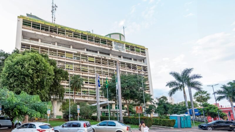Cuiabá paga folha de maio com reajuste anual e injeta R$ 146,2 milhões na economia