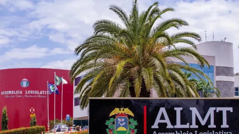 Assembleia inicia mês de maio com agenda intensa de sessões, comissões e homenagens; veja