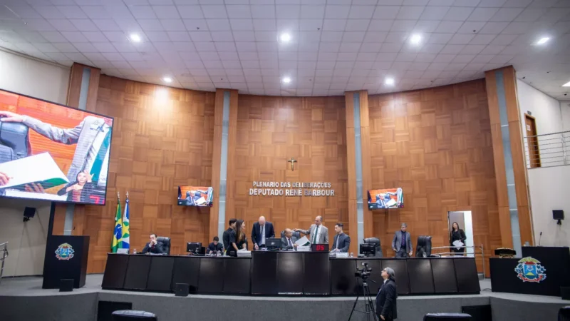 Assembleia convoca secretário da Sinfra para explicar andamento das obras do BRT