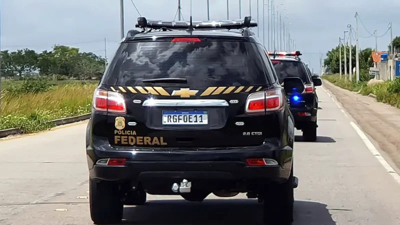 PF apreende mais de uma tonelada de maconha em rodovia paulista