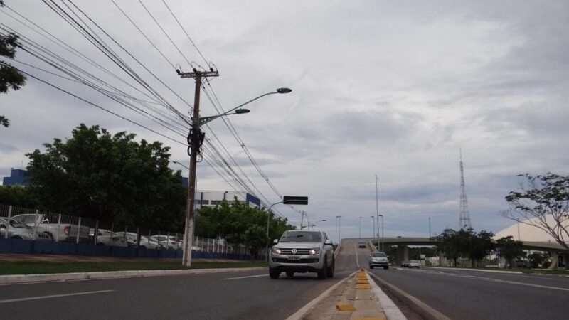Proprietários com placas finais 8, 9 e 0 têm desconto de até 5% no imposto até 11 de maio