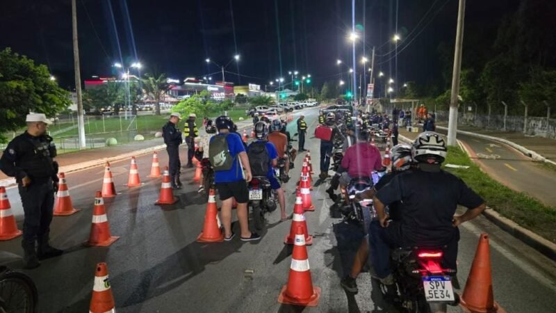 Operação Lei Seca remove 60 veículos e flagra 30 motoristas sem CNH em Várzea Grande