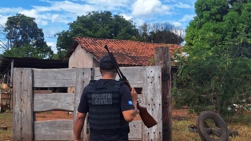 PC apreende arma de fogo e munições em investigação sobre ameaça e extorsão