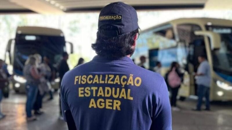 Operação da Ager fiscaliza emissão de passagens e reforça direitos dos usuários do transporte