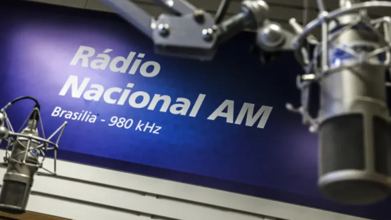 Videocast celebra 90 anos da Rádio Nacional