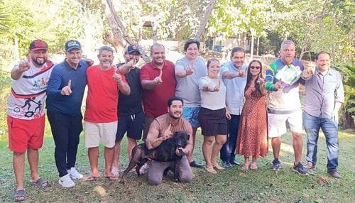 Grupo dos 11 topa ceder presidência para derrotar Wanderley