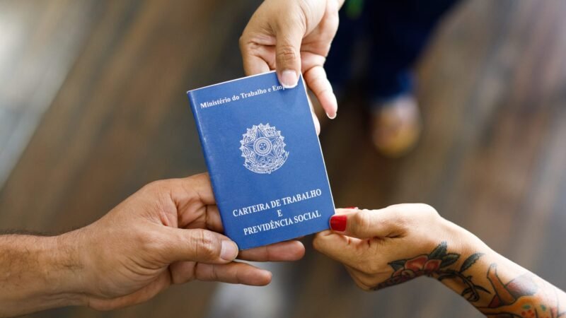 Cuiabá tem mais de 200 vagas de emprego com salários de até R$ 11 mil; confira