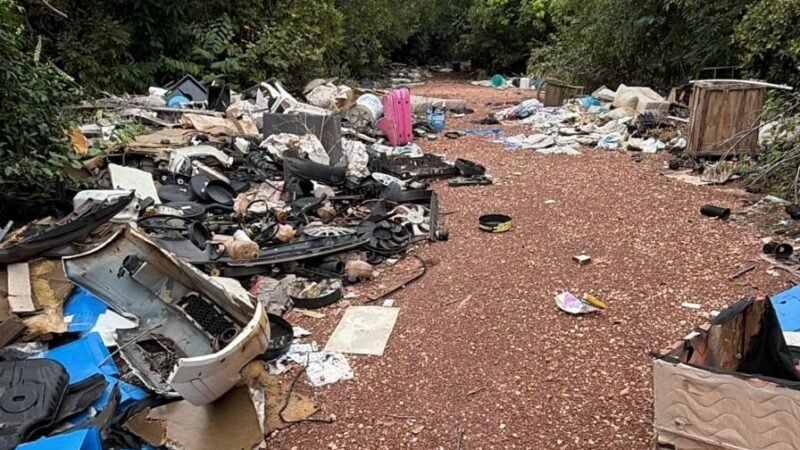 Empresa é autuada por descarte irregular próximo a parque em bairro nobre de Cuiabá