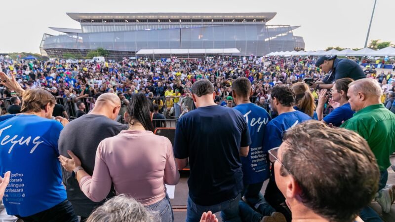 Marcha para Jesus reúne milhares de fiéis e celebra reconhecimento em Cuiabá