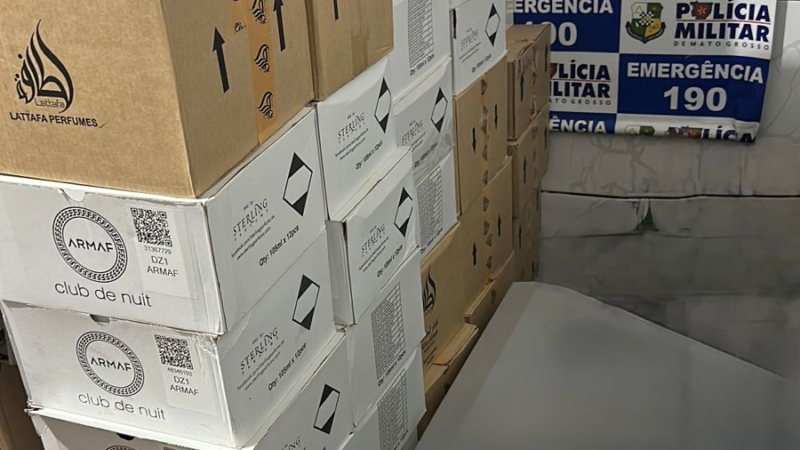 Passageiro é preso em ônibus com 600 frascos de perfume contrabandeado na BR-364