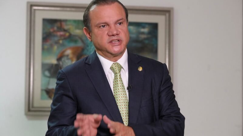 “Pivetta pode até ter a simpatia, mas nós temos o amor”, diz WF sobre apoio de Bolsonaro em MT