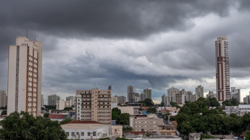 Massa de ar frio avança e deve derrubar temperatura para 14°C  nesta quarta-feira em Cuiabá