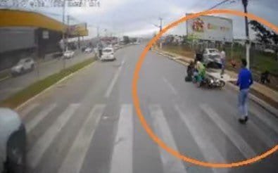 Câmera de caminhão flagra acidente que matou mulher na Avenida da FEB em VG; veja