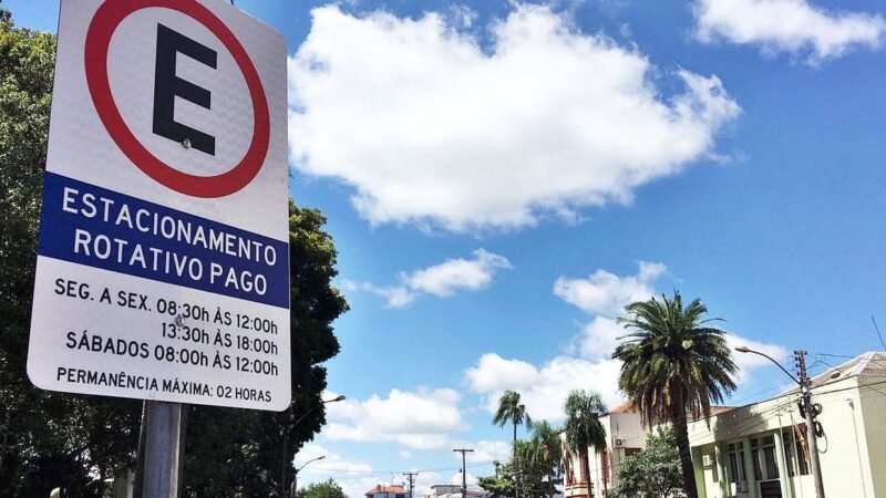 CS Mobi protocola reajuste de 14% do estacionamento rotativo e prefeito se posiciona contra