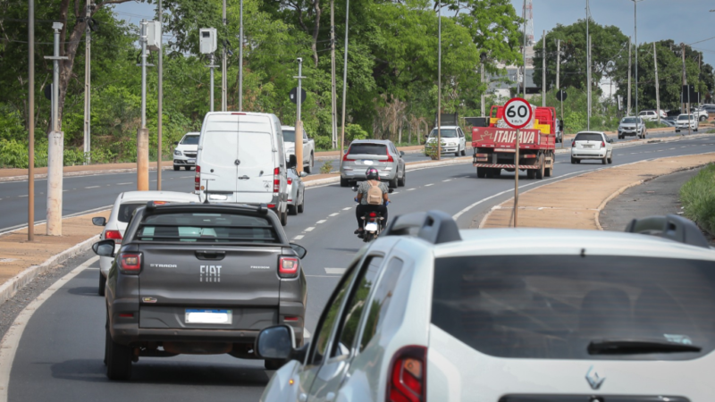 Proprietários de veículos com placa final 6 têm até o dia 30 de junho para quitar licenciamento