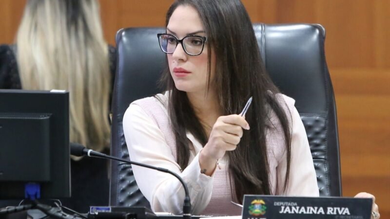 Janaina contrata pesquisa de outro estado para medir cenário em MT