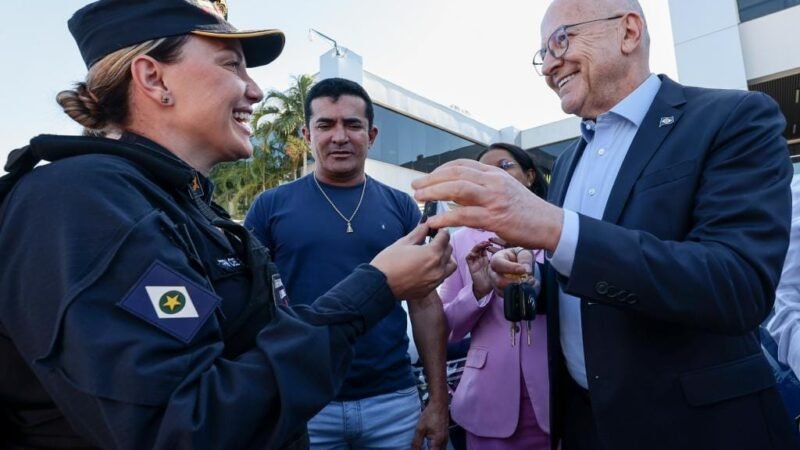 MT entrega 47 novas viaturas da Patrulha Maria da Penha e alcança 100% dos municípios