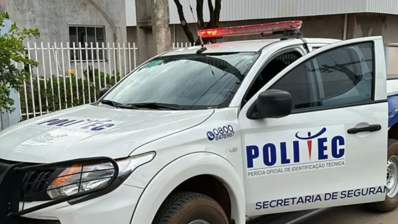 Motociclista morre após bater em poste que caiu sobre ele no interior de MT