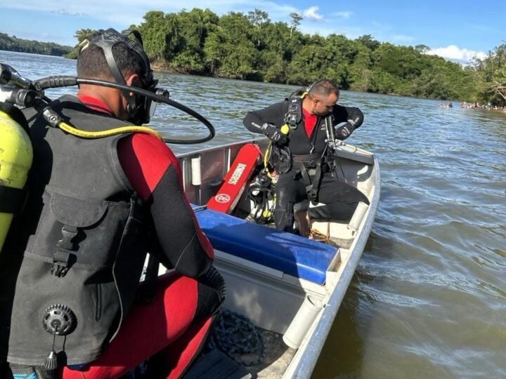 Jovem cai no Rio Teles Pires e morre afogado; bombeiros resgatam corpo