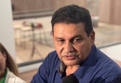 Presidente da Câmara ataca imprensa durante incêndio no barracão da Educação em VG