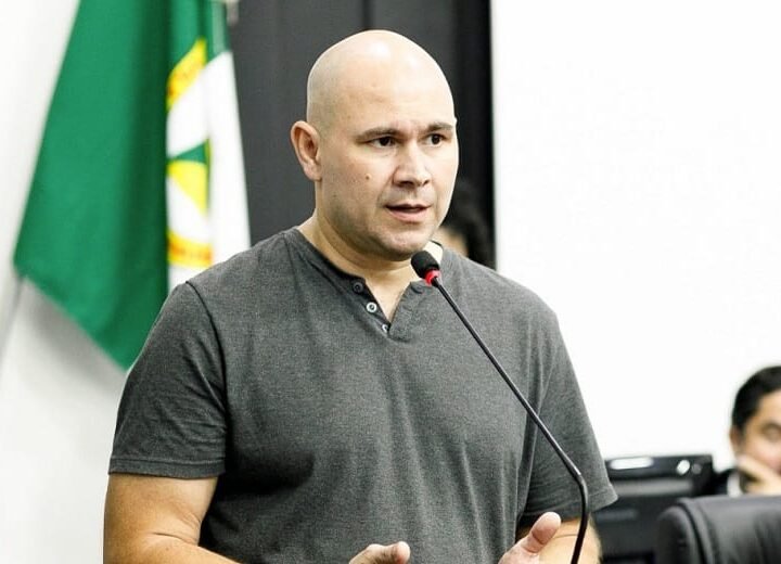 Abilio nega perseguição e diz que vereador sem espaço “não vai à Prefeitura”