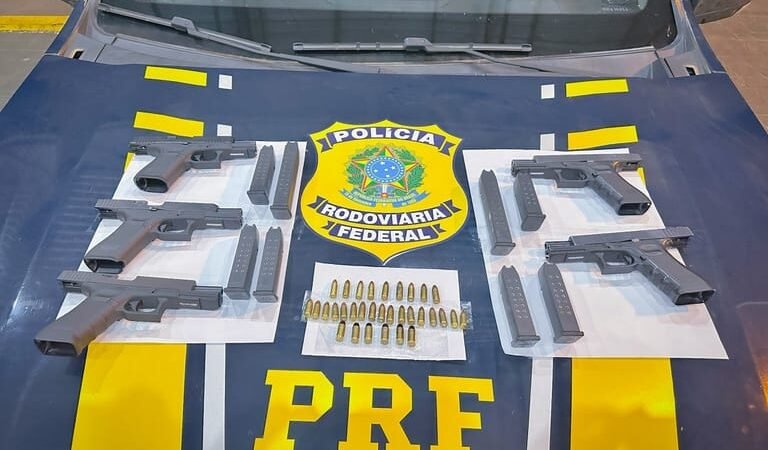 Passageira é presa em ônibus com pistolas e munições que seriam levadas de Cuiabá para o RJ