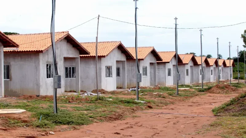 AL dará prioridade a projeto de R$ 1,5 bilhão para construção de 60 mil casas populares em MT