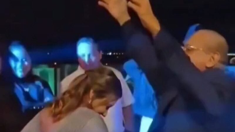 Flávia está cada dia mais alinhada com os Campos