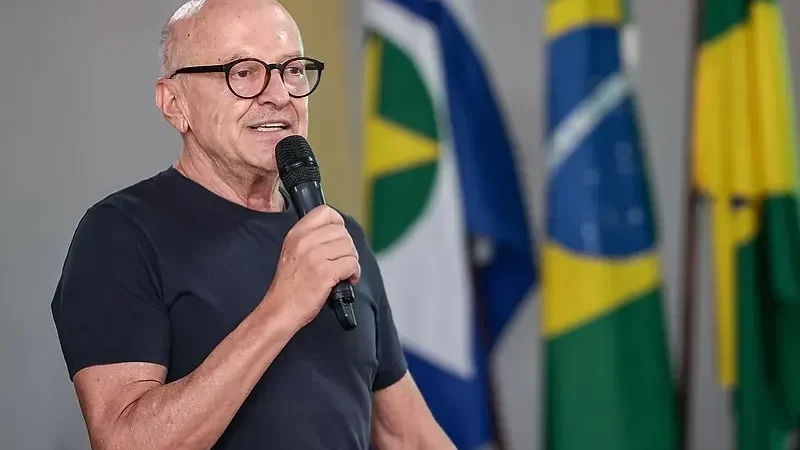 Pivetta busca retirada de MT de acordo entre PL e Republicanos  para apoio a Flávio Bolsonaro