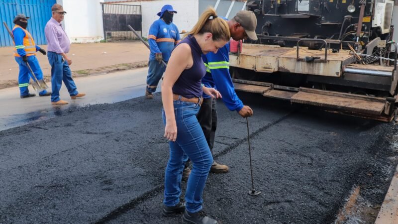 Com duas frentes de trabalho, Várzea Grande amplia recuperação do asfalto