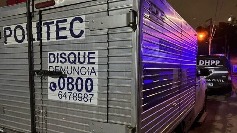 Filho vê a mãe sendo agredida dentro de casa, reage e mata padrasto com golpes de facão