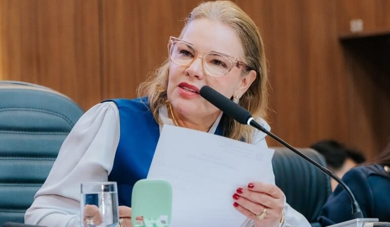 Paula rebate Ilde Taques e diz que comunicou sobre  candidatura à reeleição
