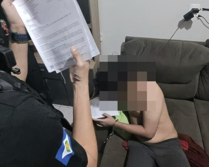 Homem é preso em operação policial por armazenar material de abuso sexual infantil em MT